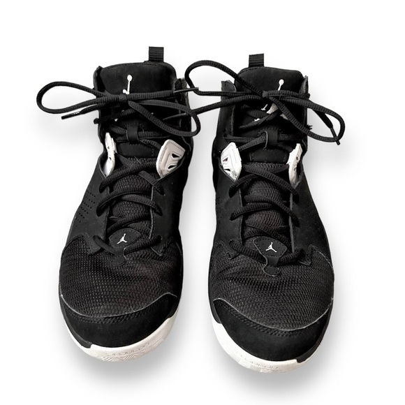 Air Jordan Ace 23 II Men’s Gym sneakers - Picture 2 of 5